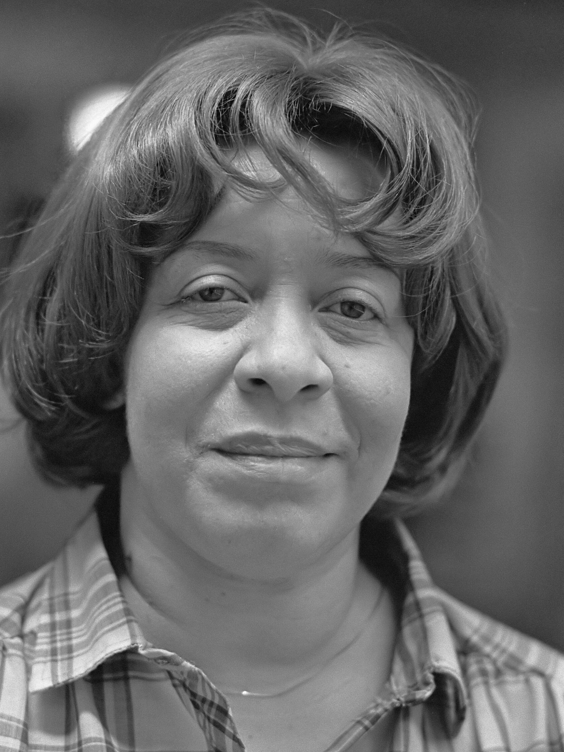 Imagem de referência relacionada a Shirley Horn, item descrito como cantora norte-americana