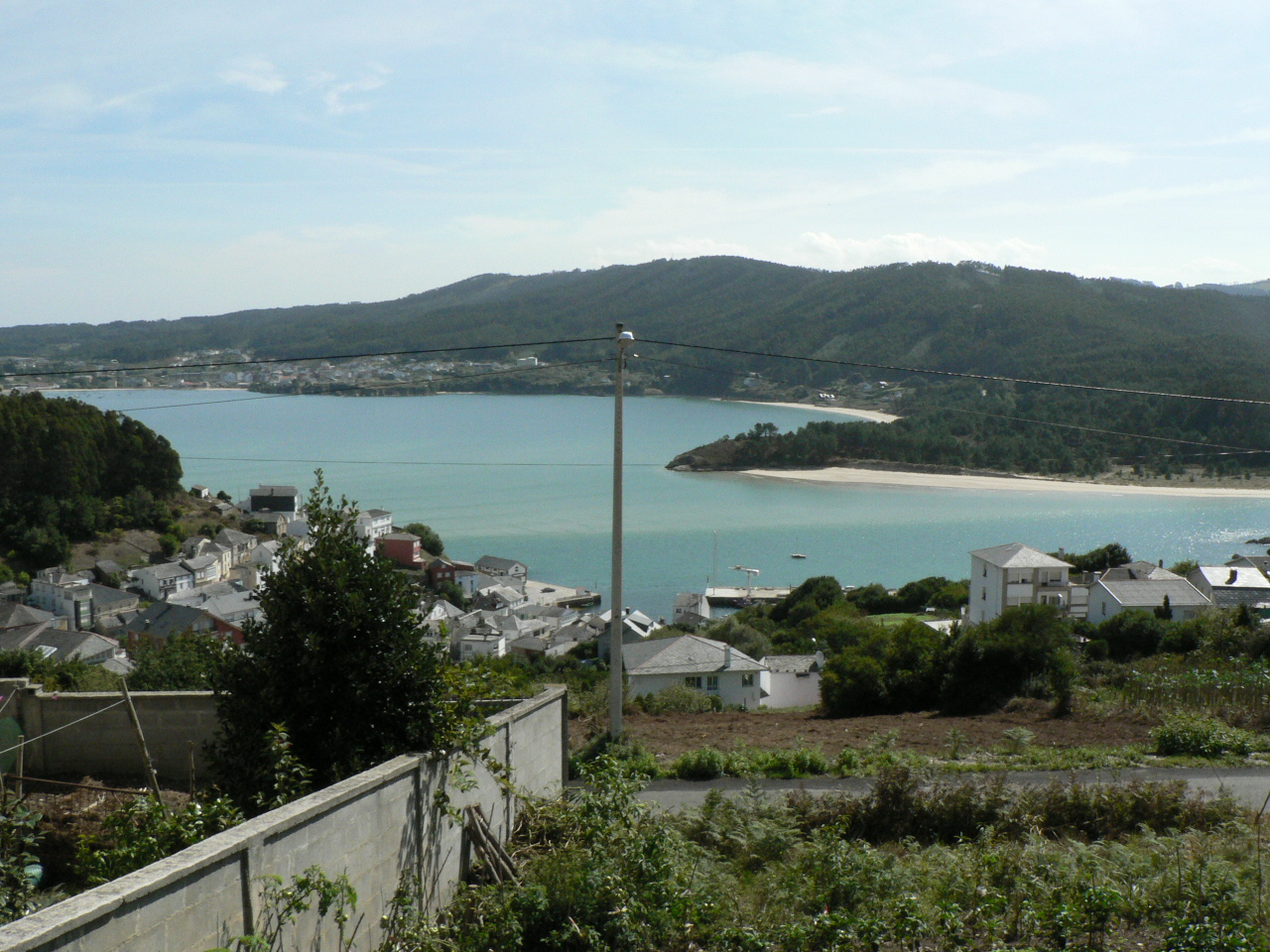 Imagem de referência de Barqueiro, descrito nos dados abertos como bronze de 2003 de Manuela Aranha no Porto Santo