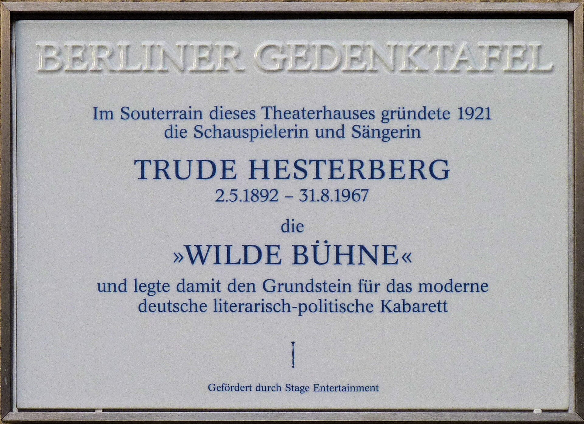 Imagem de referência relacionada a Trude Hesterberg, item descrito como atriz de cinema alemã