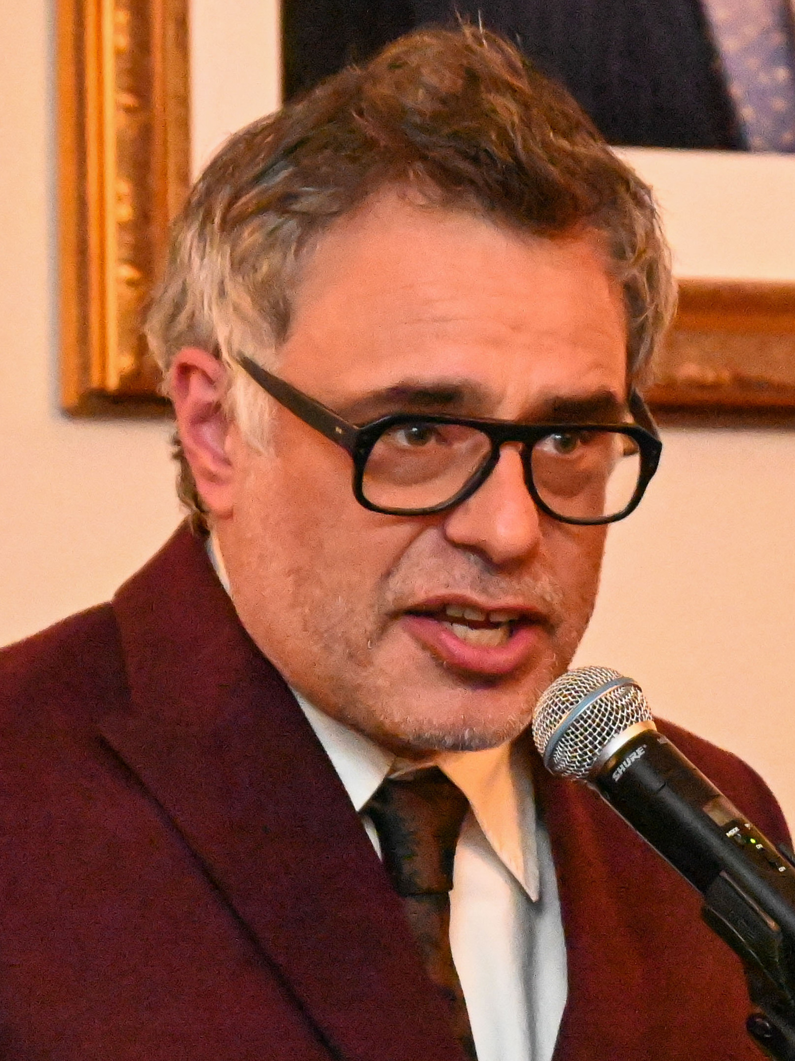 Imagem de referência de Jemaine Clement, descrito nos dados abertos como ator e músico neozelandês