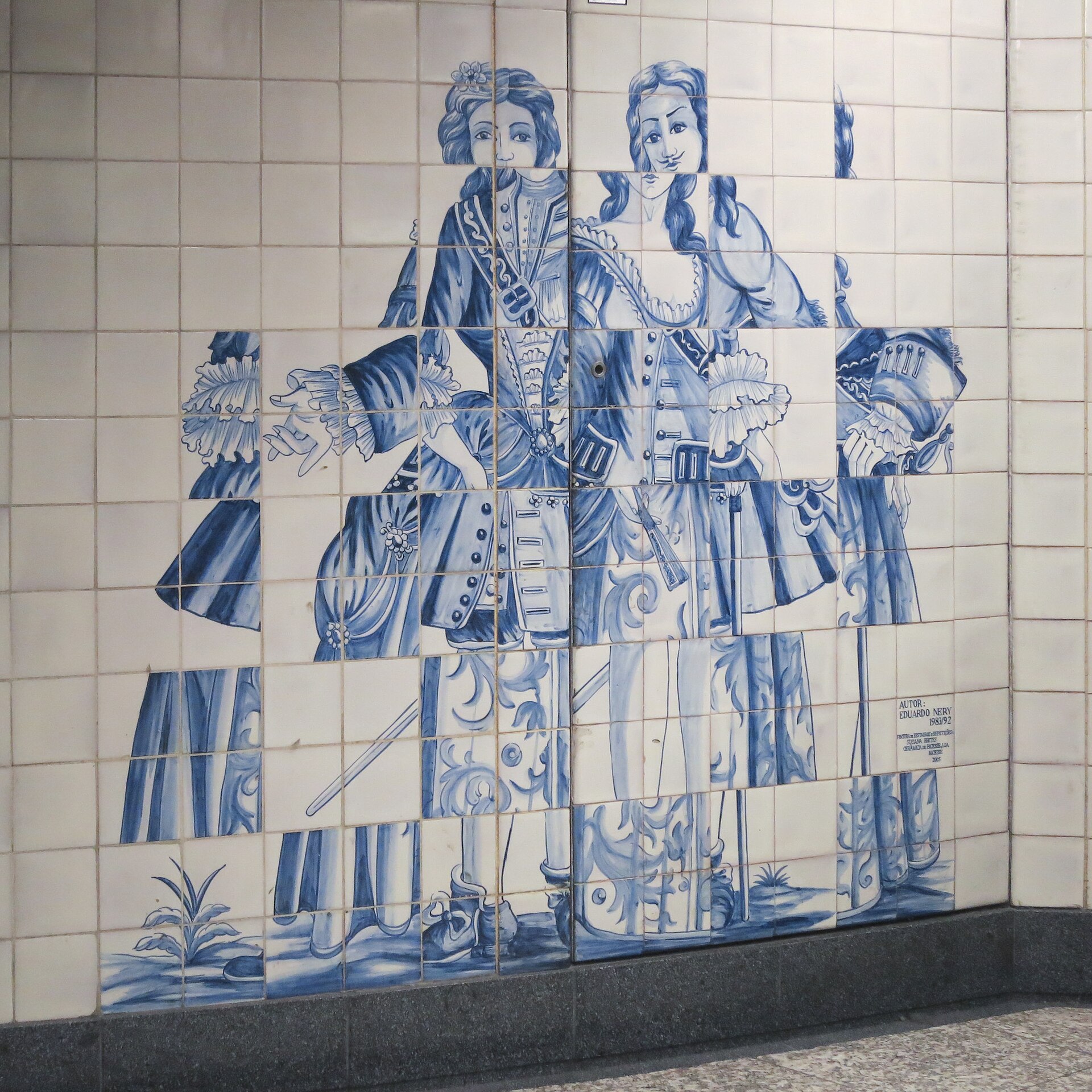Imagem de referência de Painéis de Azulejos na Estação de Metro do Campo Grande, descrito nos dados abertos como painéis de Azulejos com desenho de Eduardo Nery