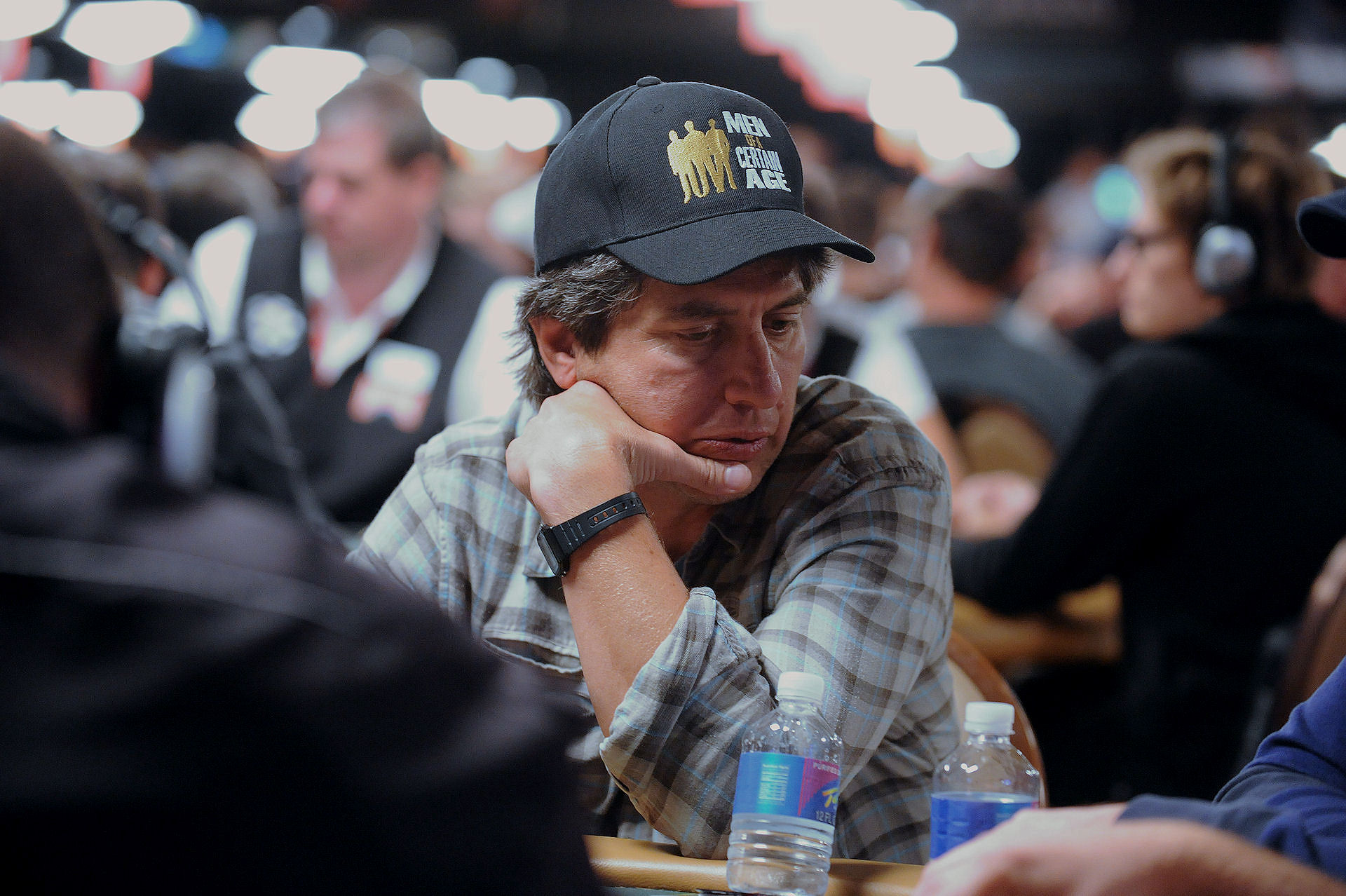 Imagem de referência relacionada a Ray Romano, item descrito como ator e comediante norte-americano