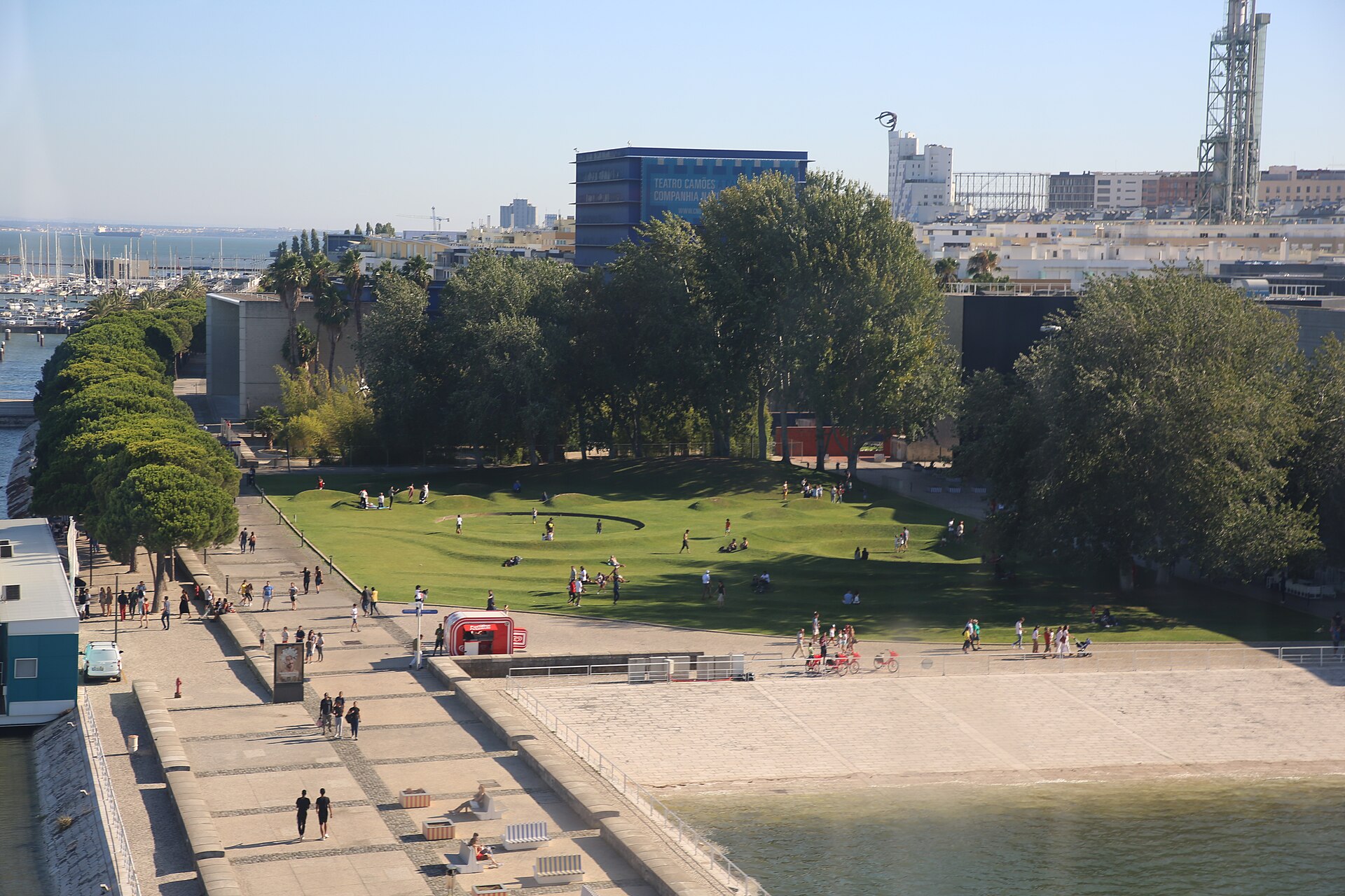 Imagem de referência de Jardim das Ondas, descrito nos dados abertos como espaço verde em Lisboa
