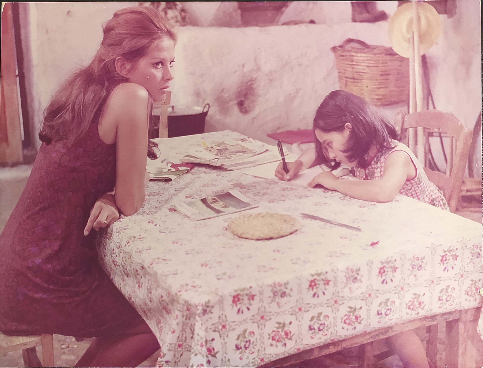 Imagem de referência relacionada a O Dia da Coruja, item descrito como filme de 1968 dirigido por Damiano Damiani