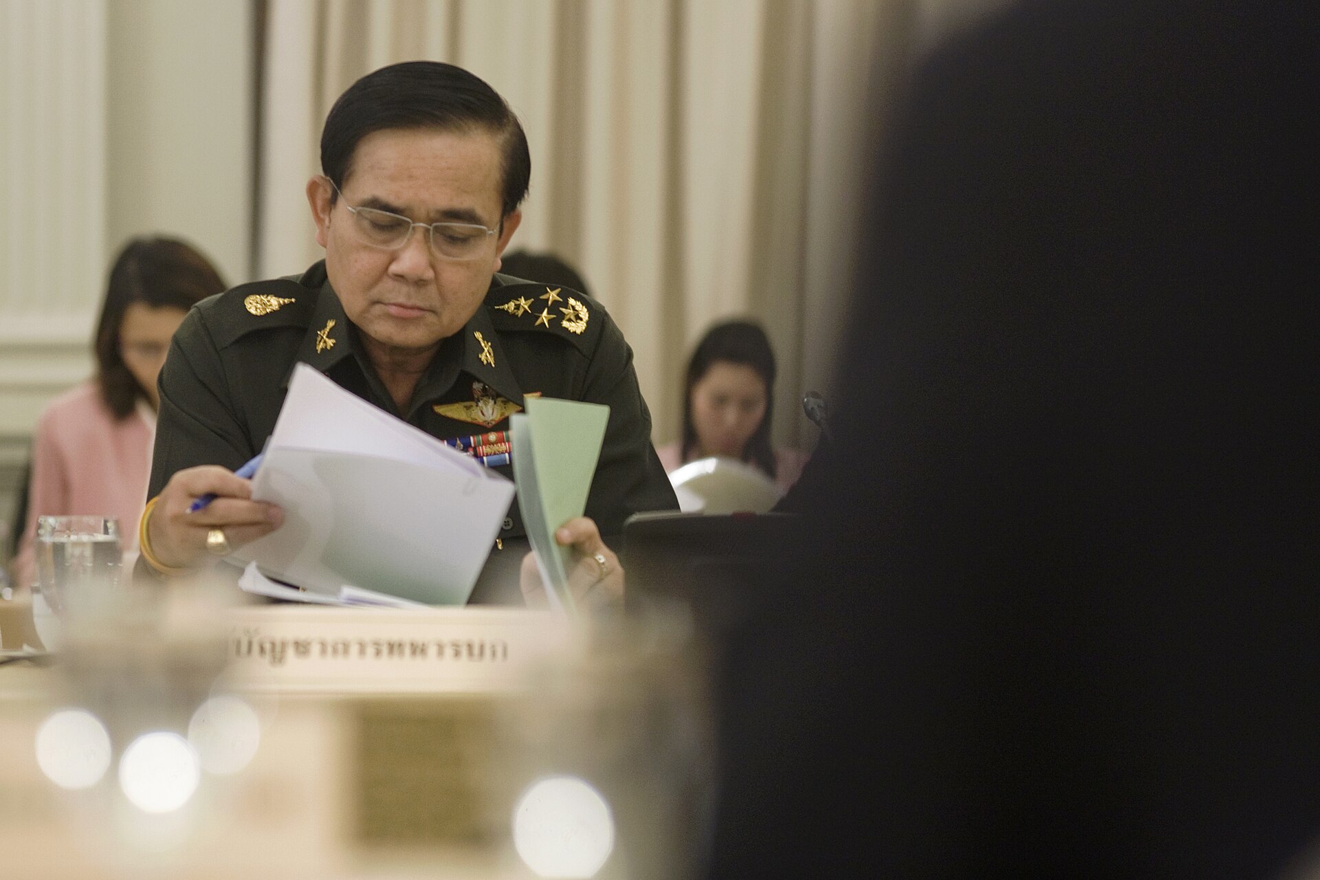 Imagem de referência de Prayut Chan-ocha, descrito nos dados abertos como ex-primeiro-ministro da Tailândia