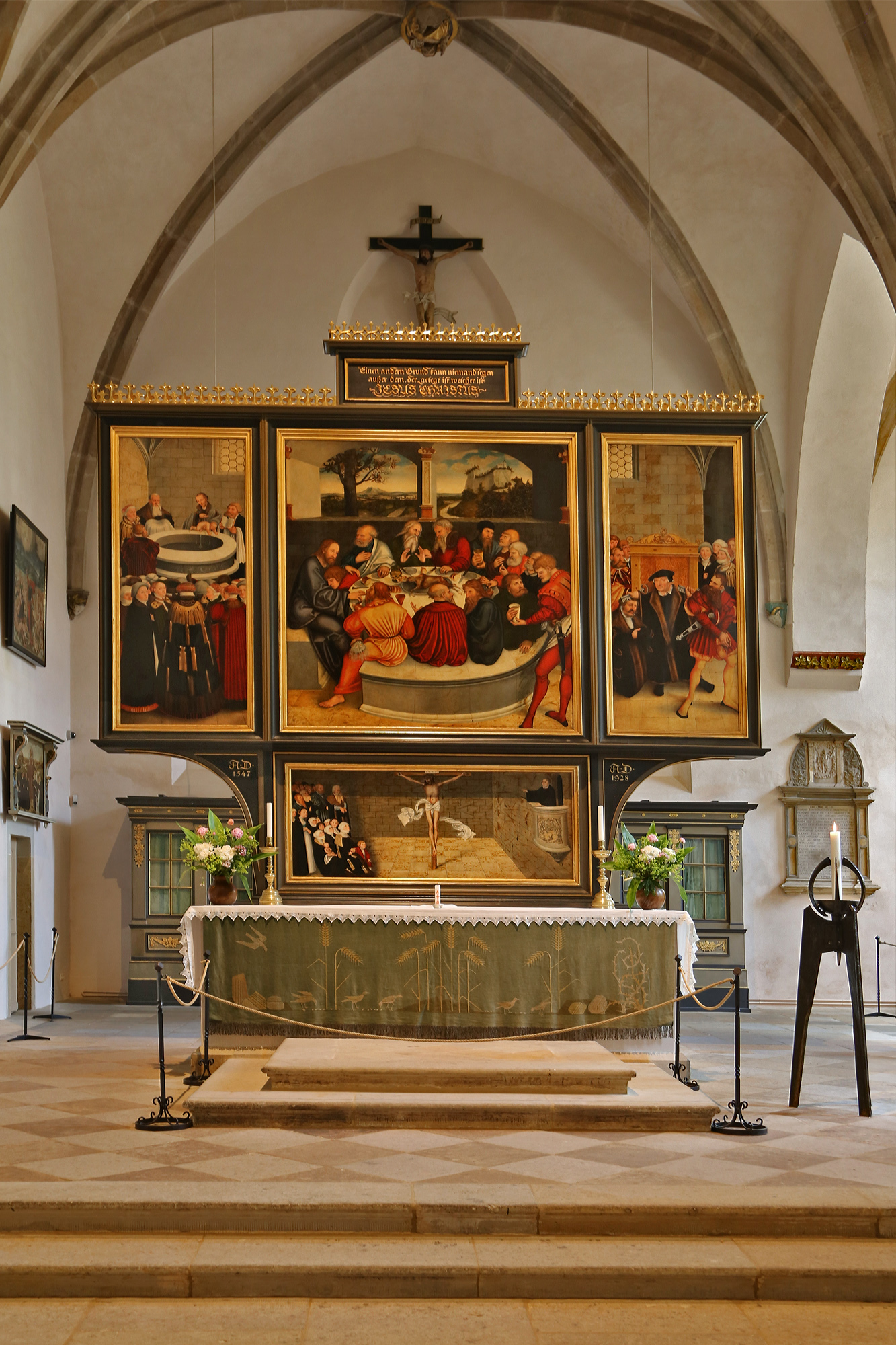 Imagem de referência de Retábulo de Wittenberg, descrito nos dados abertos como altar na igreja cívica de Wittenberg