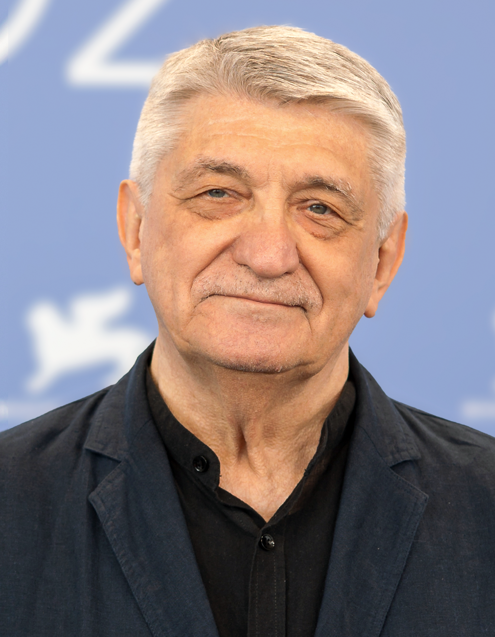 Imagem de referência relacionada a Alexandr Sokurov, item descrito como registro de referência sobre Alexandr Sokurov, organizado a partir de dados estruturados abertos