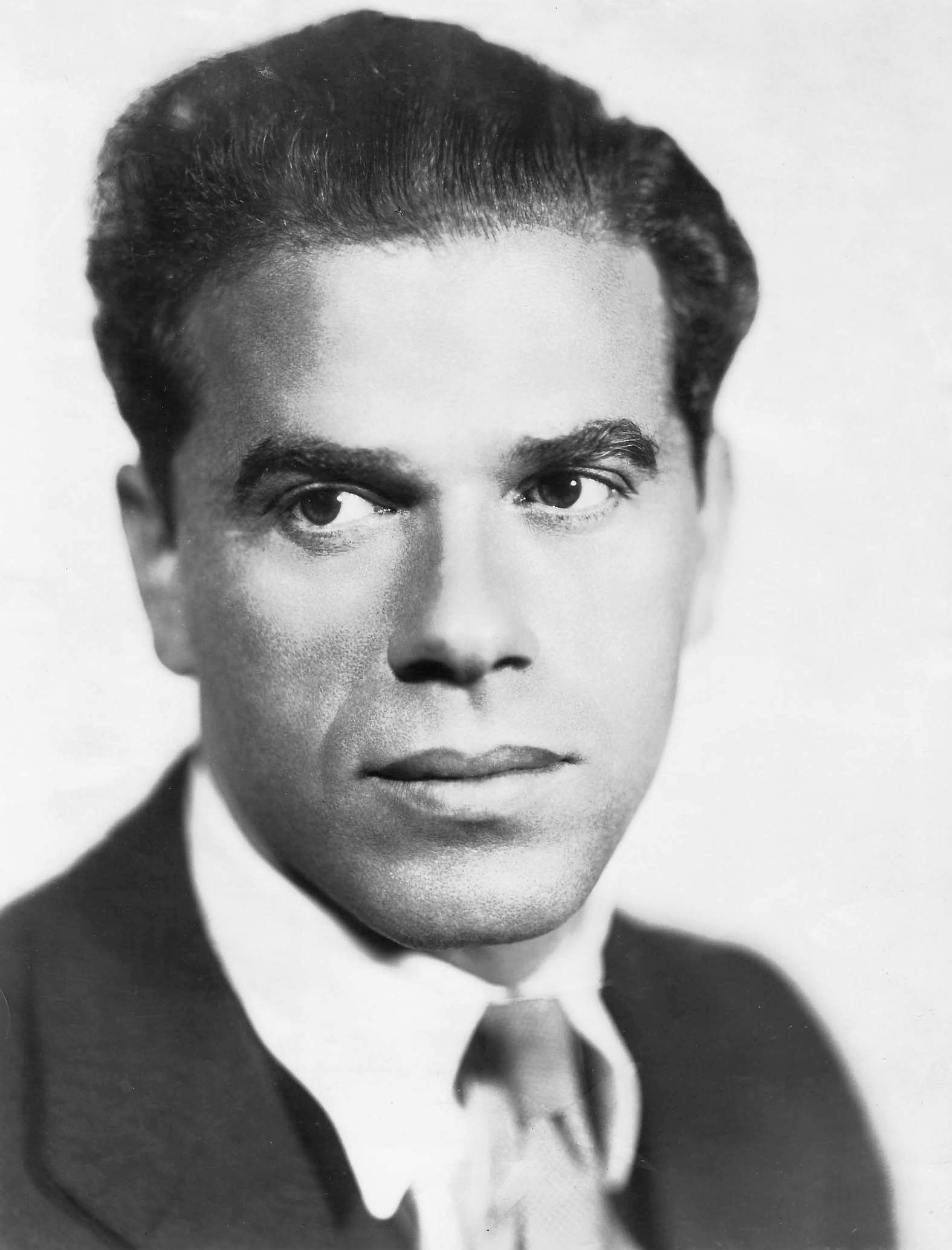 Imagem de referência de Frank Capra, descrito nos dados abertos como cineasta italo-americano (1897-1991)