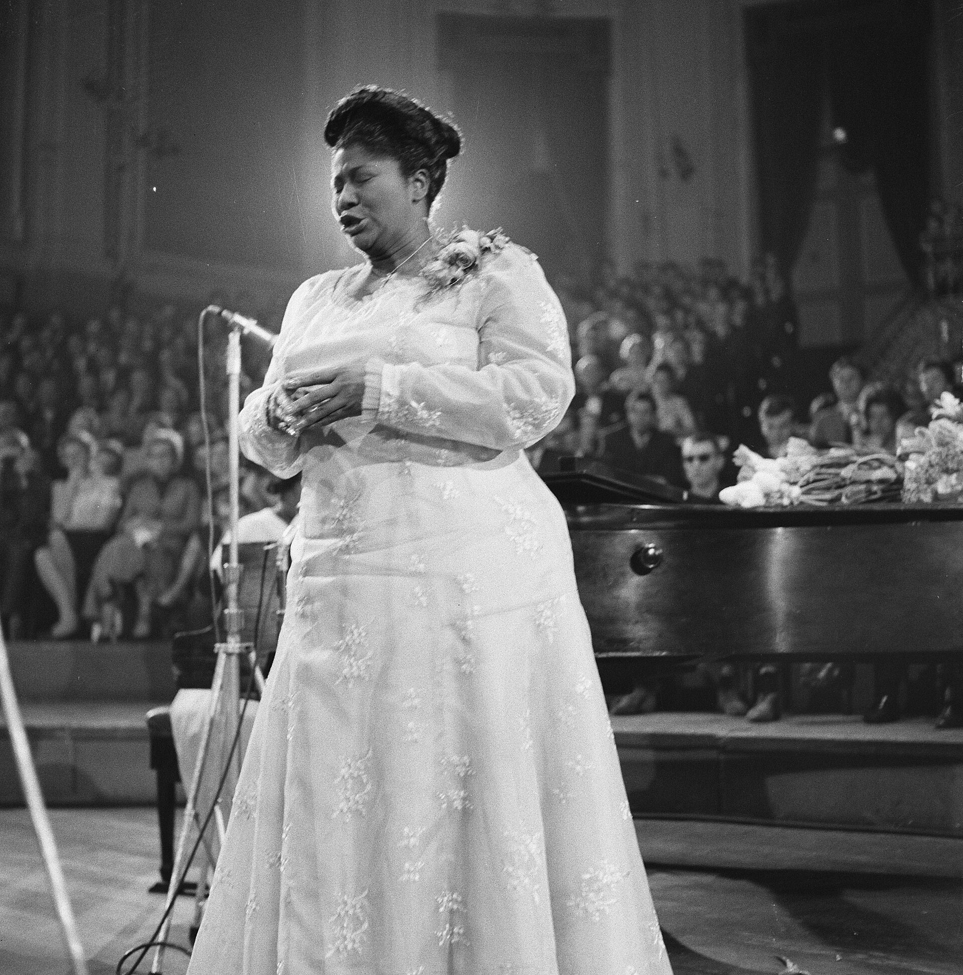 Imagem de referência de Mahalia Jackson, descrito nos dados abertos como cantora estadunidense