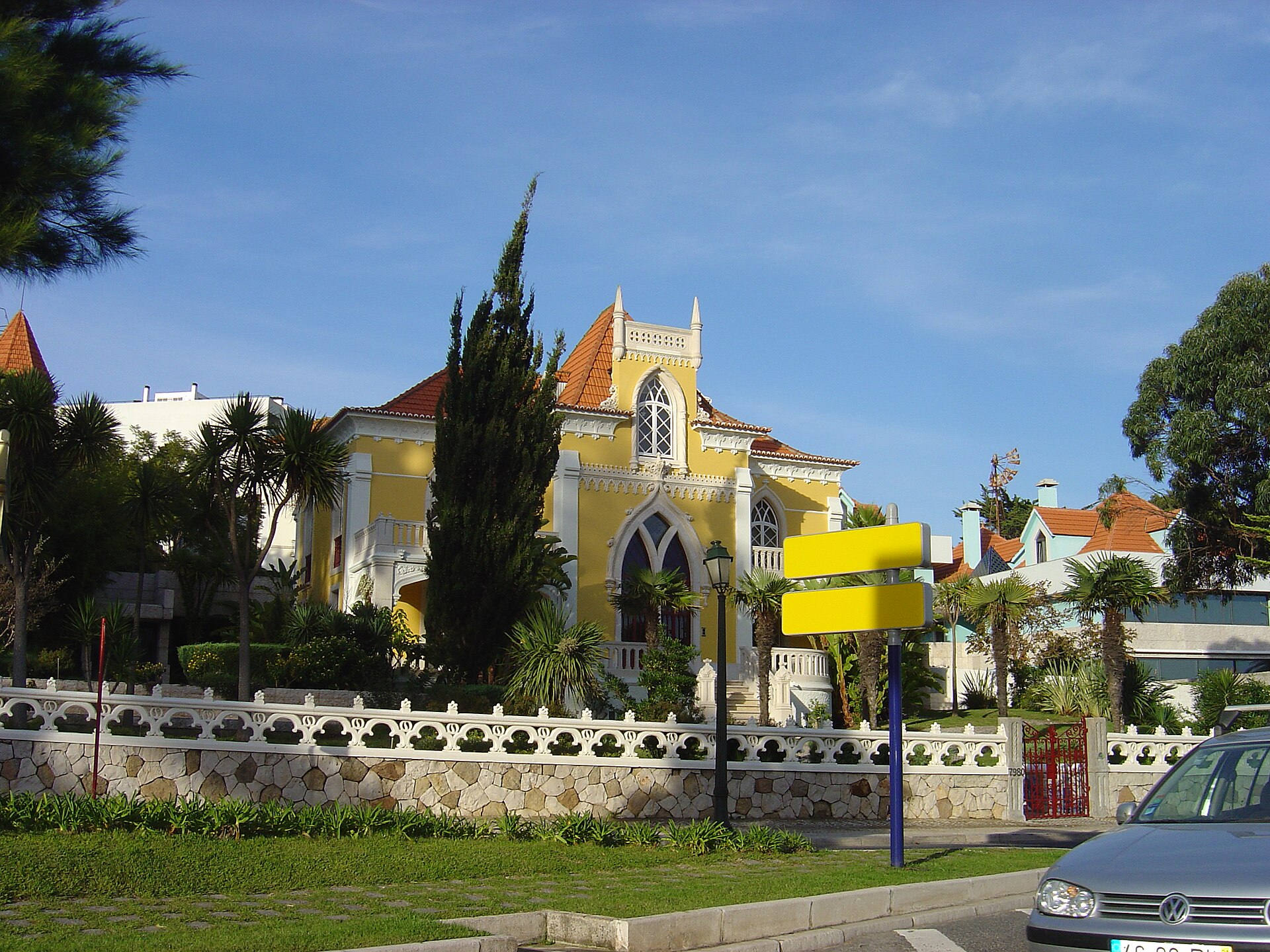 Imagem de referência de Casa em Cascais, descrito nos dados abertos como pintura de Carlos Bonvalot