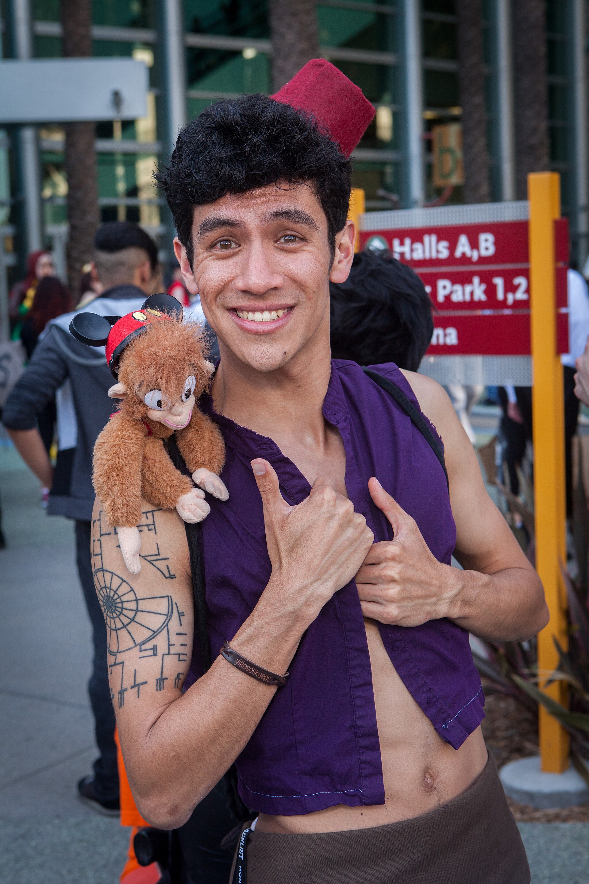 Imagem de referência de Aladdin, descrito nos dados abertos como personagem do filme Aladdin da Disney