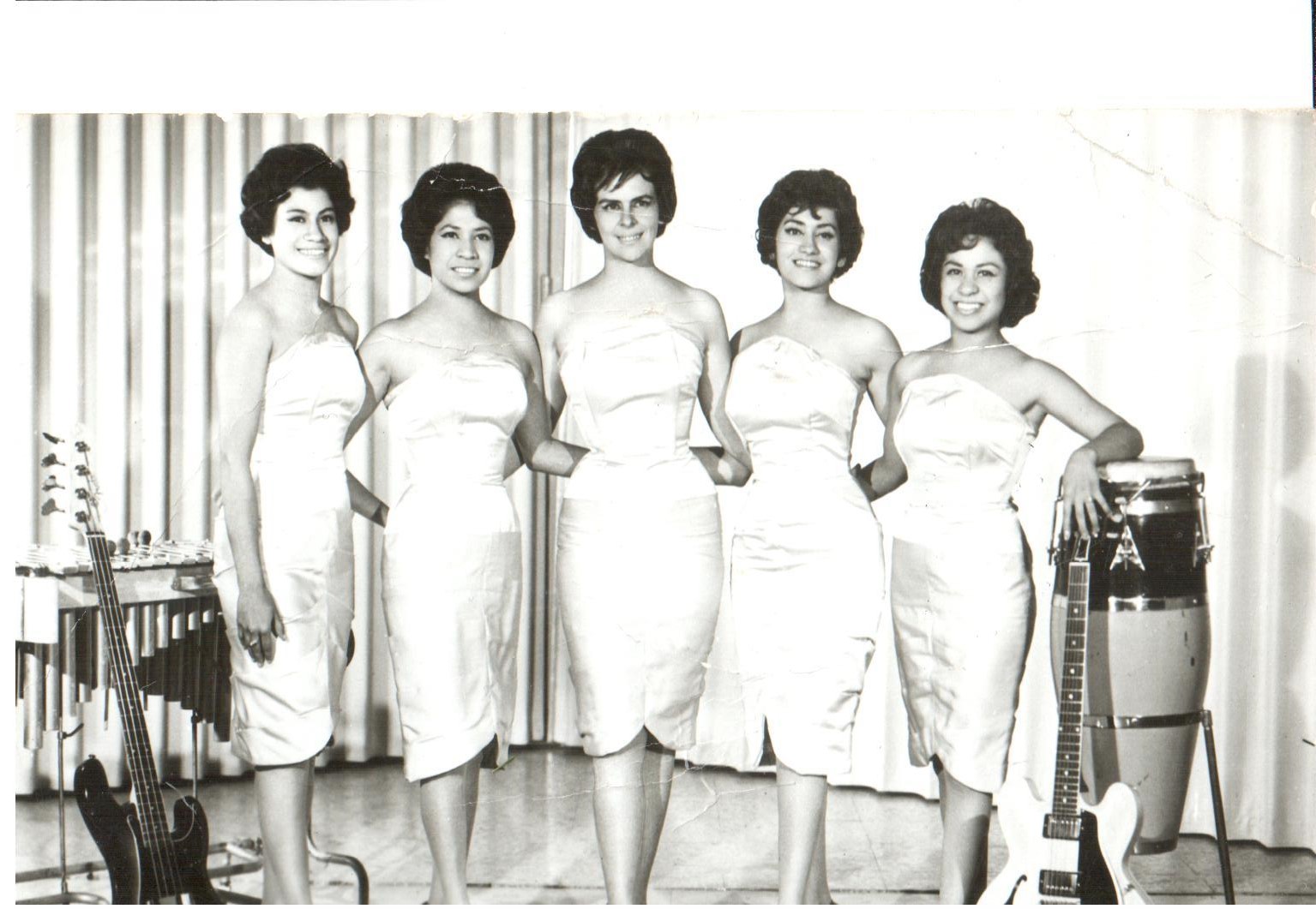 Imagem de referência de Las Mary Jets, descrito nos dados abertos como grupo feminino de rock and roll do México