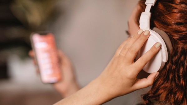 Como limpar fone de ouvido: veja passos simples que melhoram o som
