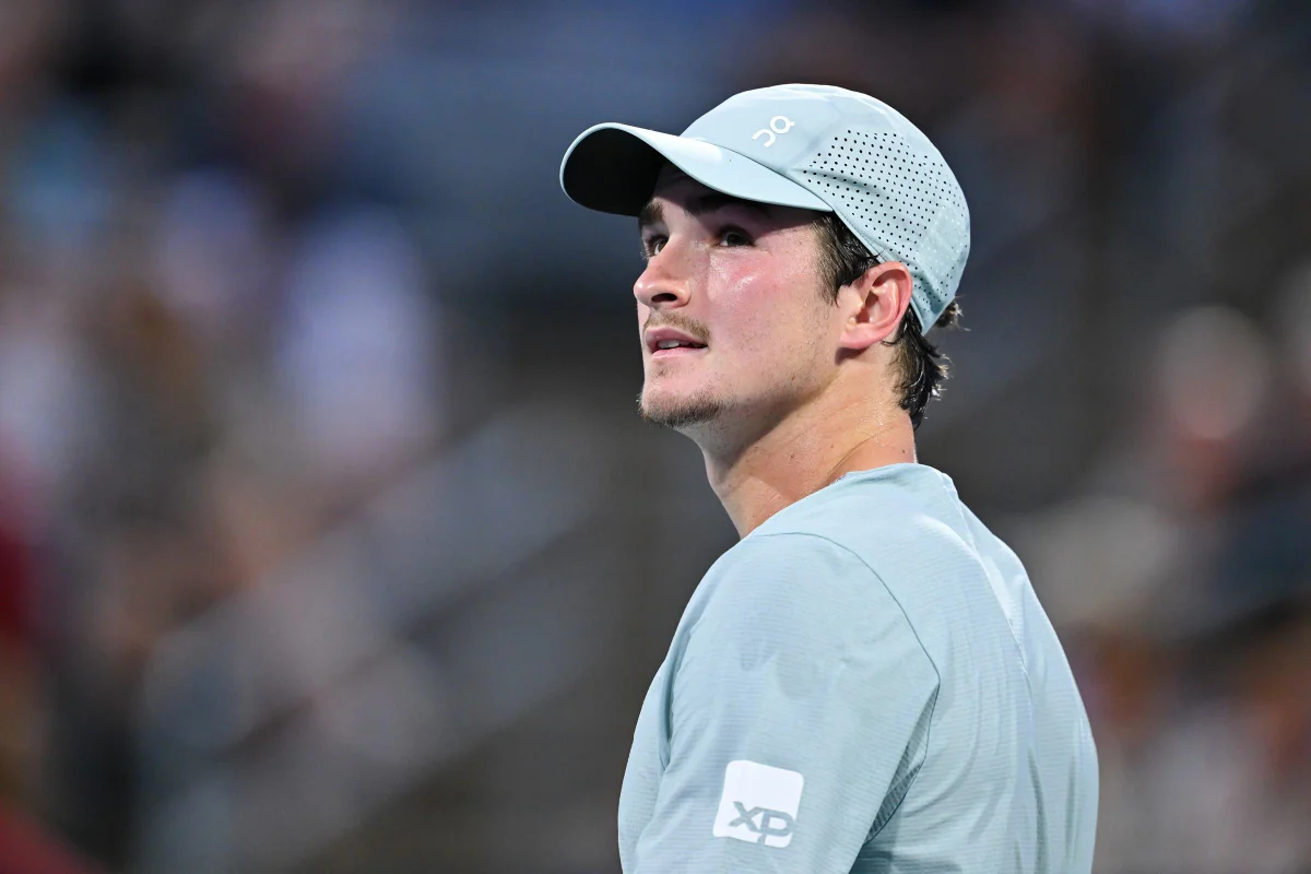 João Fonseca cai no ranking da ATP após desistir de competições na Ásia