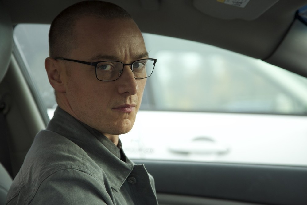 Em Fragmentado, Kevin é um homem com mais de 20 personalidades — Foto: Divulgação/Universal Pictures