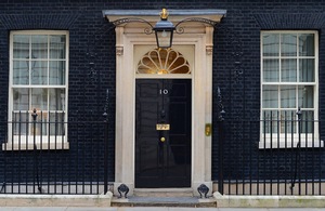 Imagem relacionada à notícia: Primeiro-ministro britânico se reúne com o presidente francês Macron em 3 de setembro de 2026