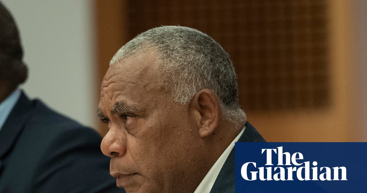 Um morto e mais de 30 desaparecidos após o ferry afundar perto da costa de Vanuatu em mar agitado