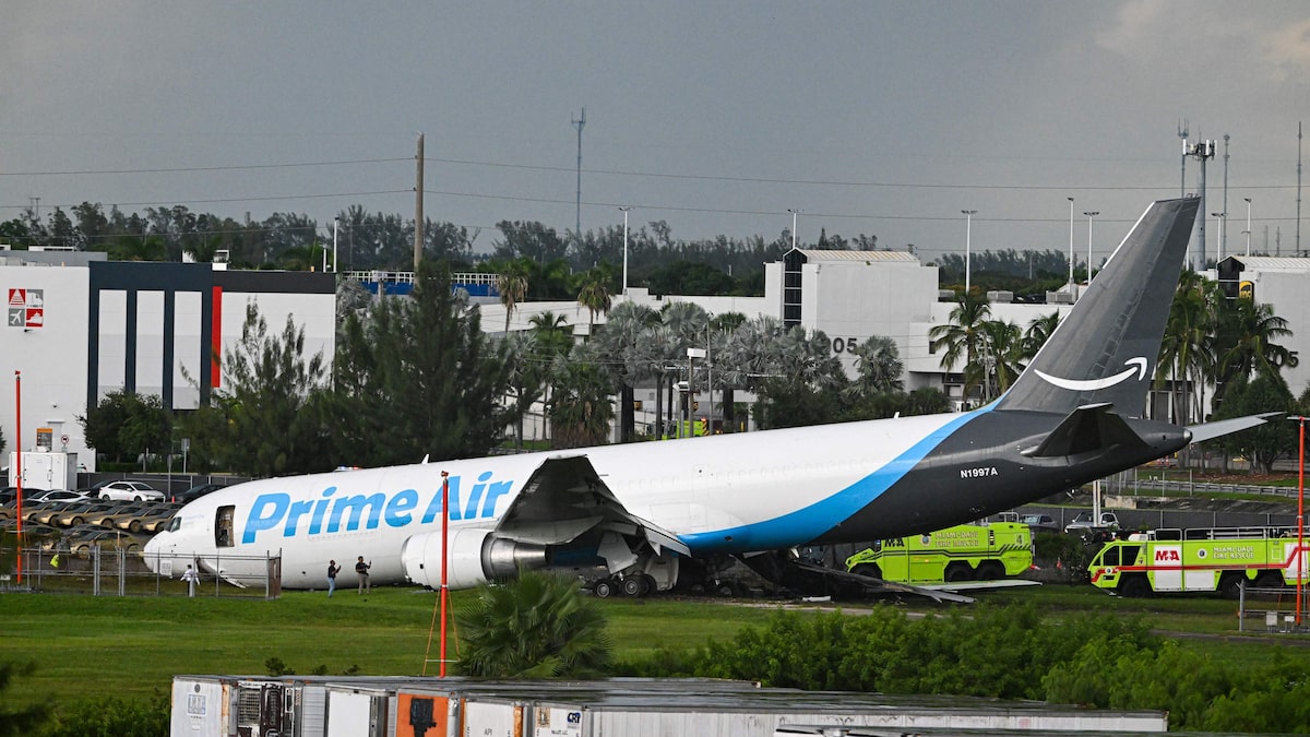 Vídeo mostra avião cargueiro da Amazon saindo da pista antes de acidente que deixou cinco mortos