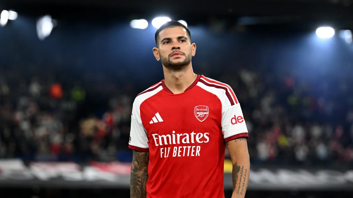Lista com 50 melhores jogadores da Premier League tem sete brasileiros