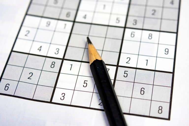Mahjong, Sudoku, Caça-palavras: qual combina com seu tipo de raciocínio?