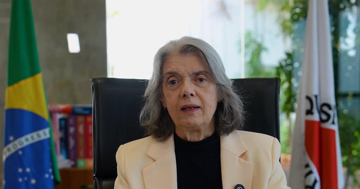 Cármen Lúcia sobre ausência na Bienal: ‘Outras funções impõem que eu esteja em Brasília’