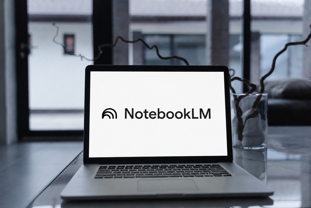 Assim como outros softwares de IA, o Gemini Notebook também pode cometer erros — Foto: Reprodução/Pexels/Editada com IA