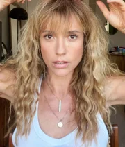 Juliana Didone relembra Malhação e questiona referências dos jovens de hoje