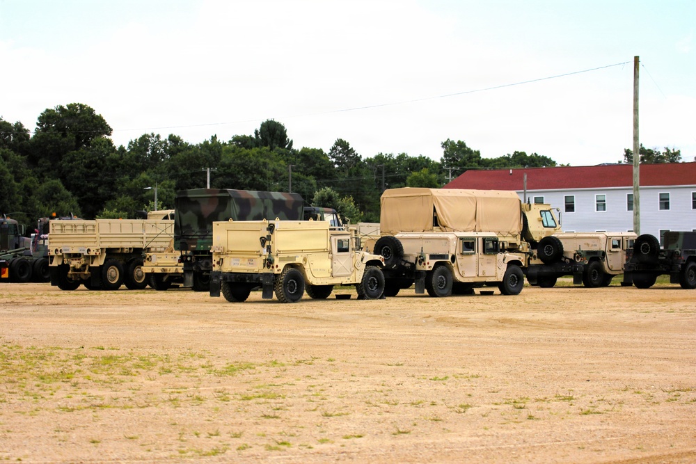 Imagem relacionada à notícia: Milhares de treinos em Fort McCoy durante o ocupado agosto; exercícios, treinamento anual trazem tropas ao