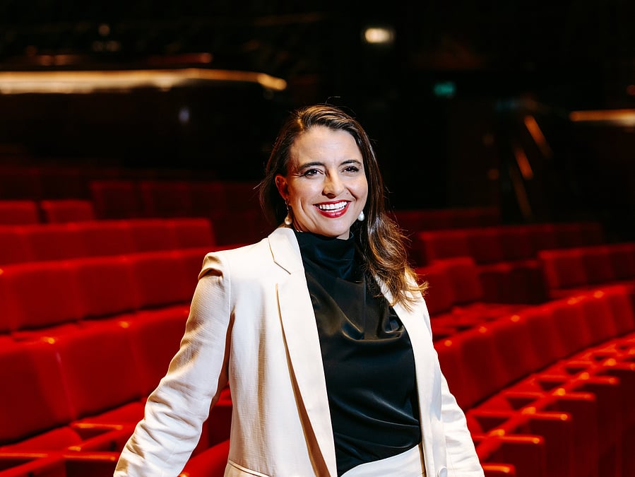 Dubai Opera às 10: Lara Ewing sobre estreias mundiais, Trevor Noah e um palco mutável redefinindo a cultura ao vivo