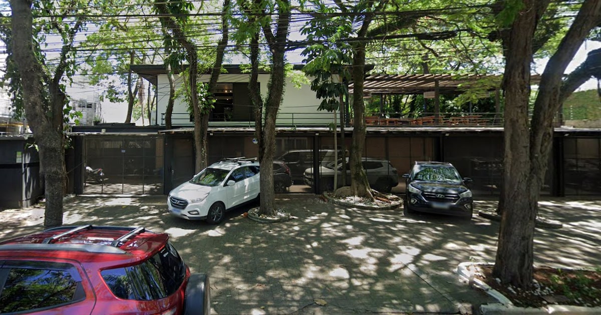 Alvo de despejo, ateliê de luxo em SP entrega imóvel, mas deixa dívida de mais de R$ 100 mil