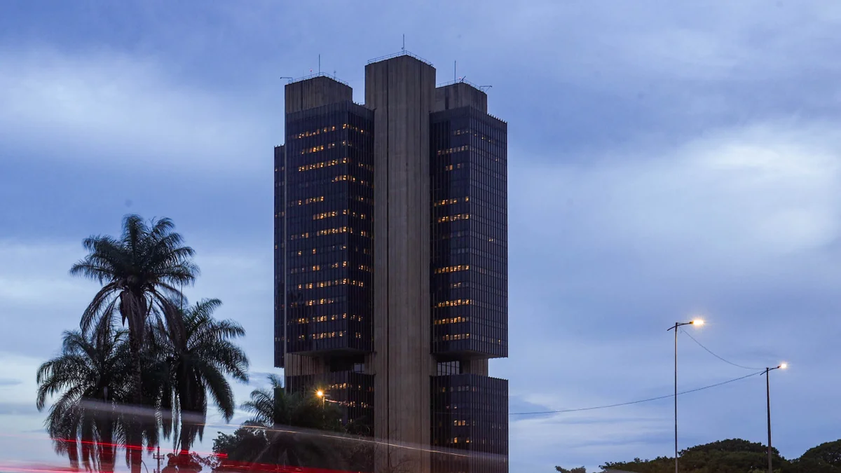 Deflação de agosto reforça apostas para corte da Selic no próximo Copom