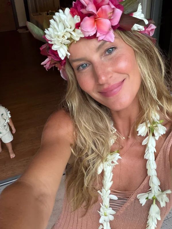 Revelado nome de modelo que colocou vidro em sapato de Gisele Bündchen - destaque galeria