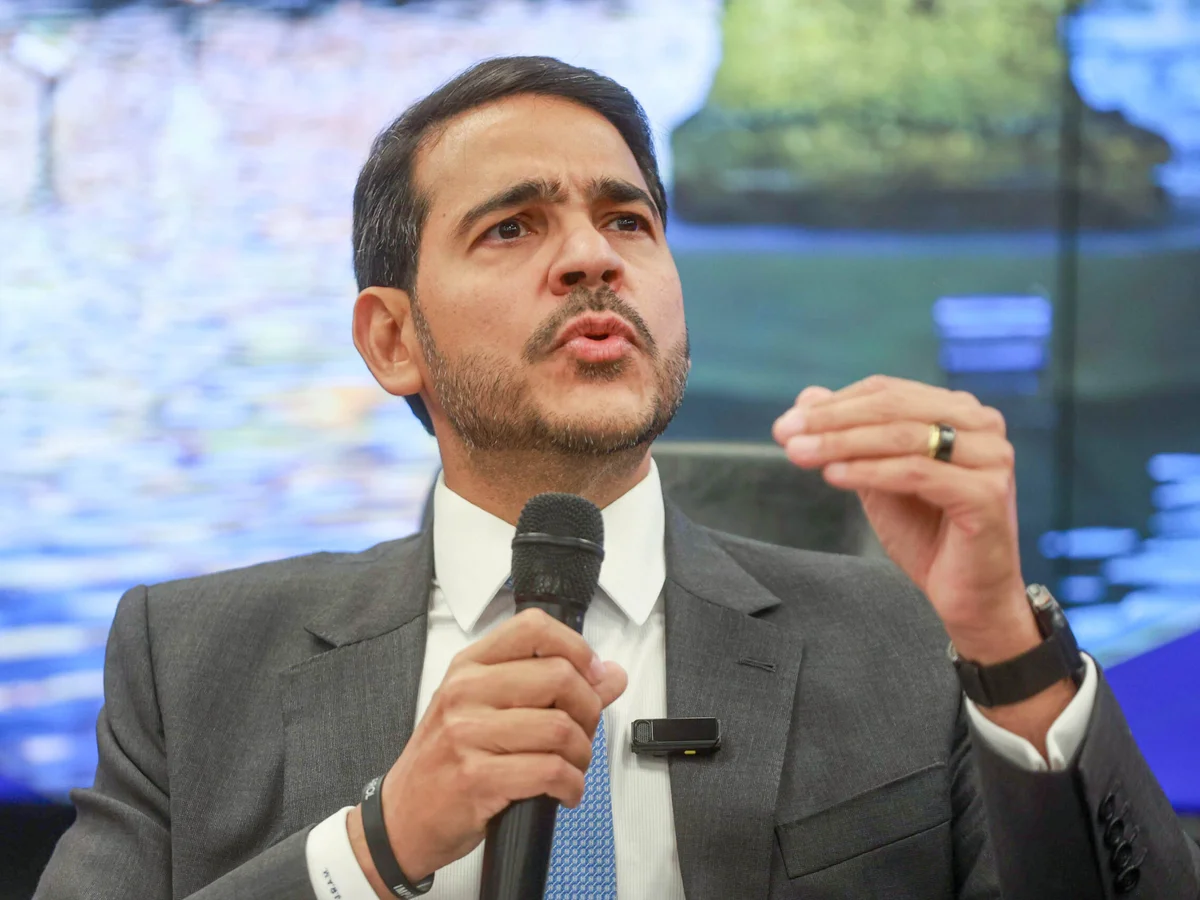 Jorge Messias enaltece Fachin por pedir a quebra de sigilo do caso Master