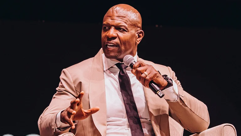 Terry Crews no FIRE 2026: por que a inteligência emocional é o maior superpoder na Creator Economy