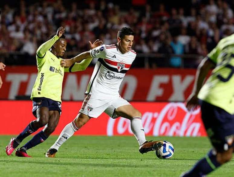 Em jogo "fundamental", São Paulo reencontra Boca Juniors após 19 anos