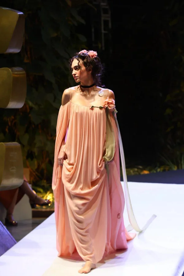 Ellen Milgrau é confirmada na passarela do Metrópoles Catwalk; conheça
