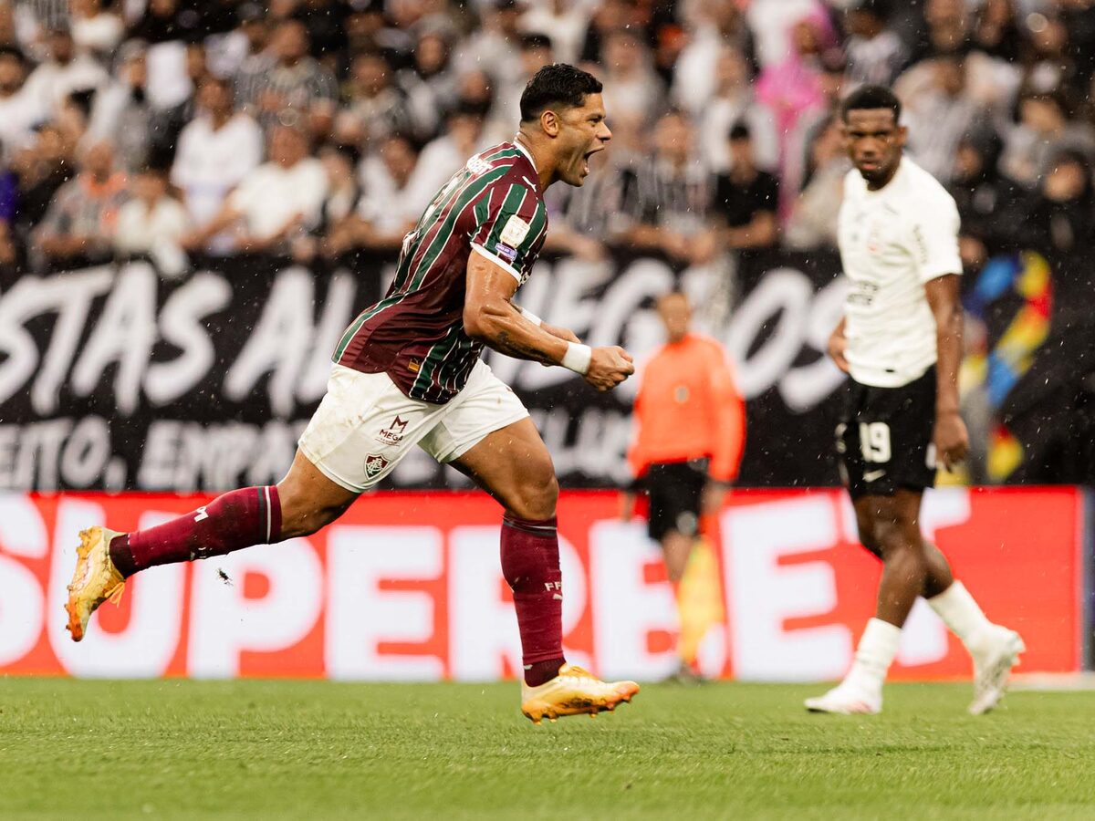Corinthians faz jogo melancólico, perde do Fluminense e mostra que é candidato ao rebaixamento
