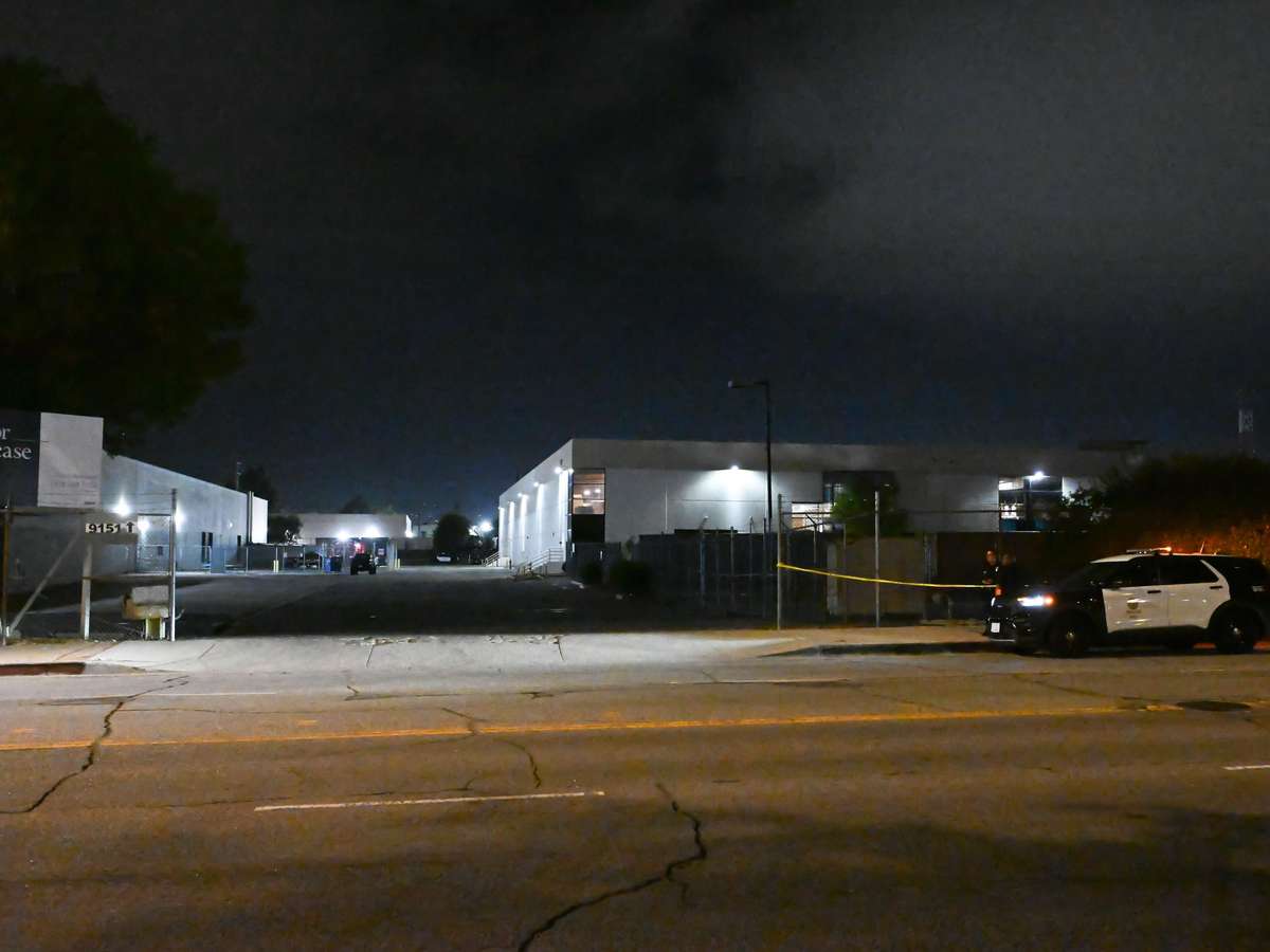 Helicóptero de reportagem cai em Los Angeles e deixa três mortos
