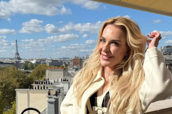 Amiga de Lulinha sai em defesa de produtora de filme sobre Jair Bolsonaro
