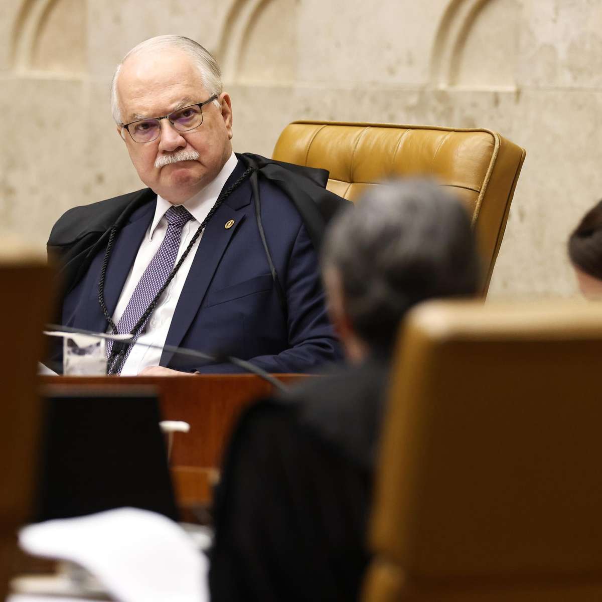 Decisão de Fachin foi para 'trazer para a ordem de novo' e mostrar que 'STF não está disponível para manobra eleitoral', dizem juristas