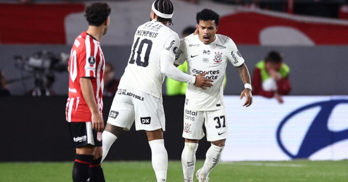 Talento de Garro.Empolgação pela convocação tripla para a Seleção. Corinthians se supera e empata na Argentina.‘Diniz mandou a gente se soltar’, revela Hugo