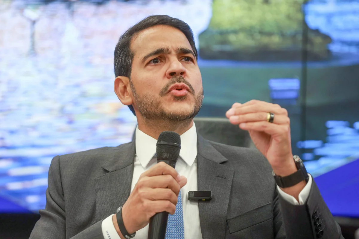 Jorge Messias enaltece Fachin por pedir a quebra de sigilo do caso Master