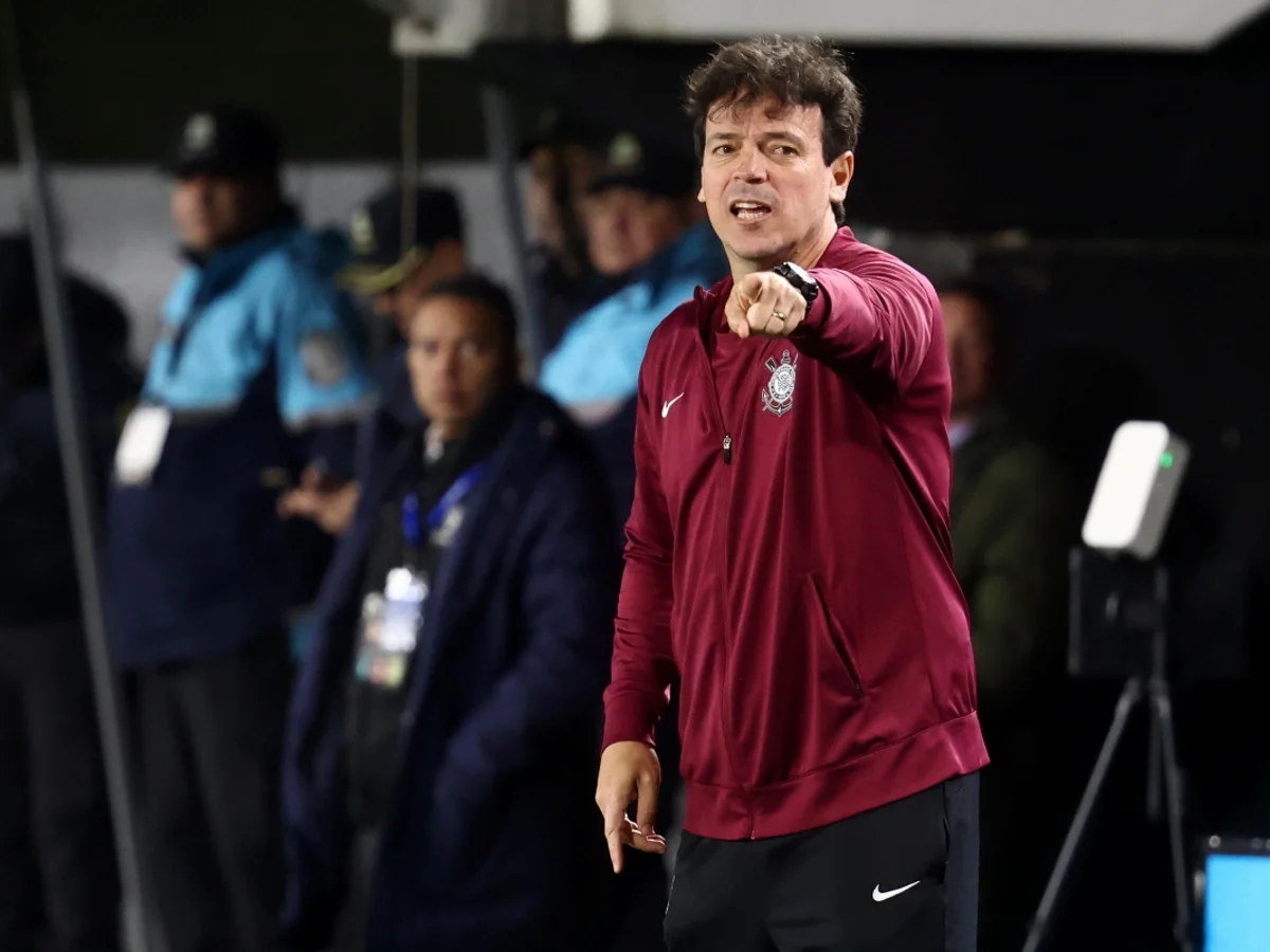 Corinthians: Diniz exalta mudança no segundo tempo e celebra convocados