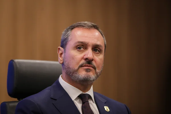 STF: Mendonça manda intimar Andrei Rodrigues sobre afastamento da PF