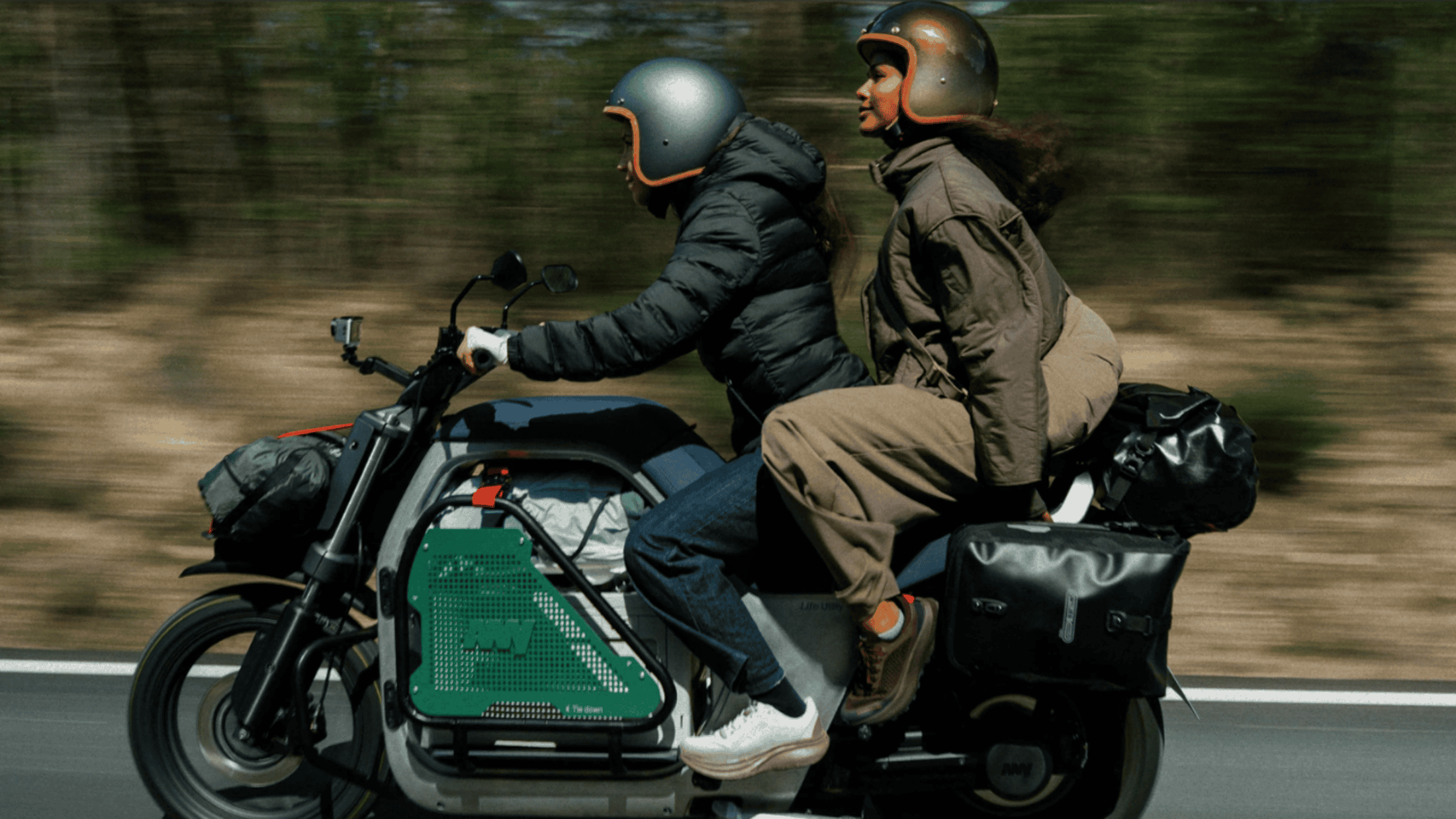 LUV1: nova moto elétrica pode ser personalizada e chega a 100 km/h