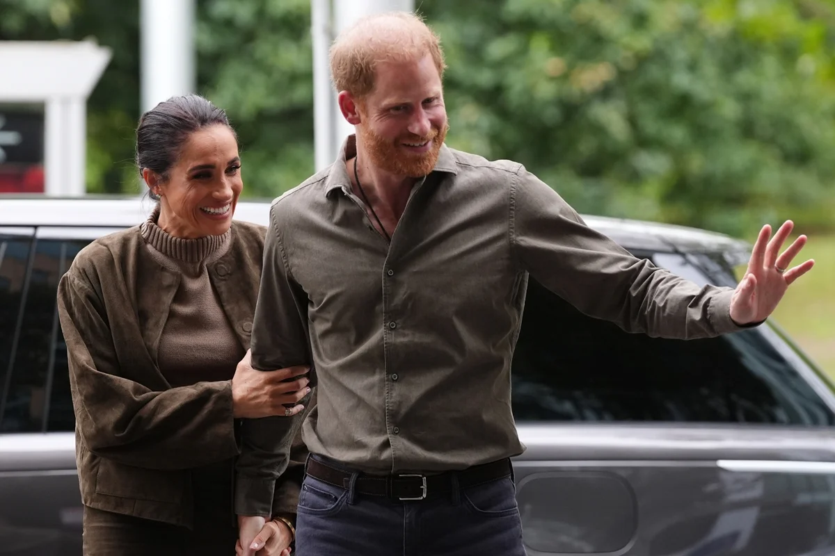 Harry e Meghan rejeitam título de "cidadãos comuns" e optam por novo status