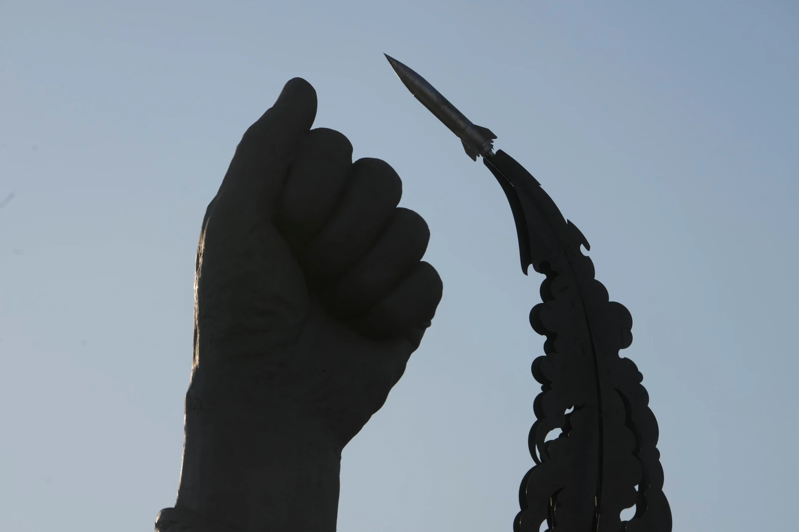 O Reino Unido 'não ficará mais de braços cruzados' enquanto Israel mata crianças palestinas na Faixa de Gaza, diz ministro