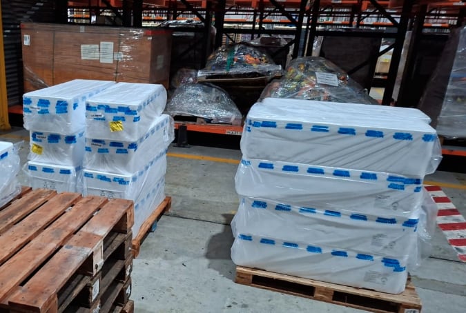 Receita Federal e Ibama apreendem 667 kg de pescado sem origem comprovada no Aeroporto do Galeão, no Rio