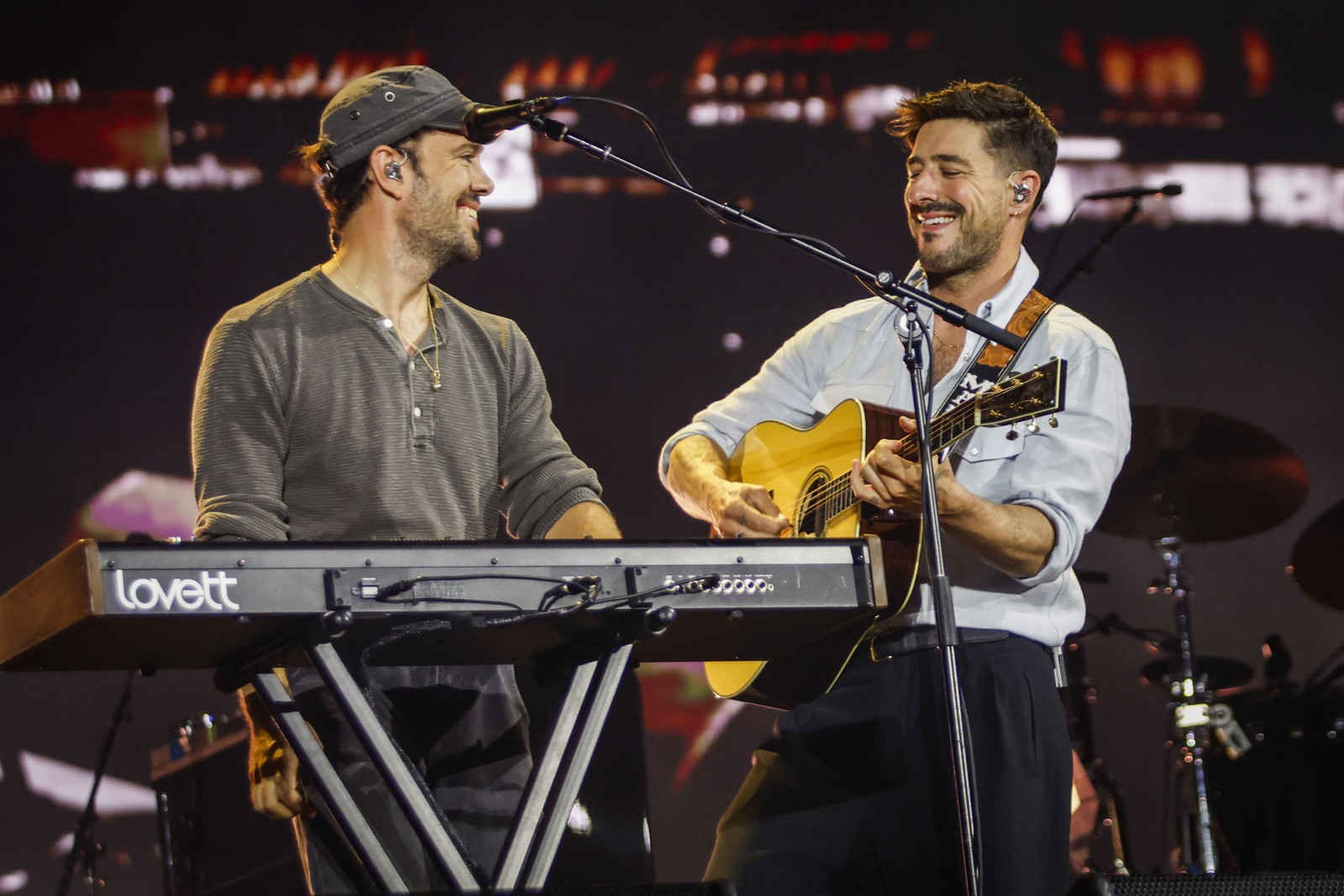 Mumford & Sons no Palco Sunset do Rock in Rio 2026 — Foto: Guito Moreto / Agência O Globo