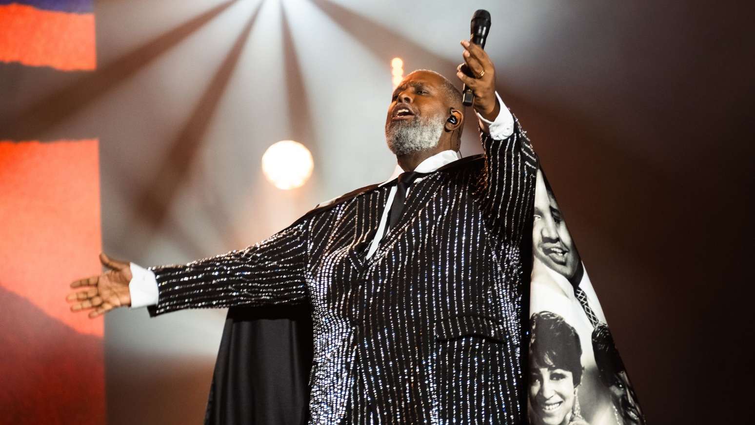P&eacute;ricles faz tributo caprichado e natural &agrave; Motown no Rock in Rio 2026